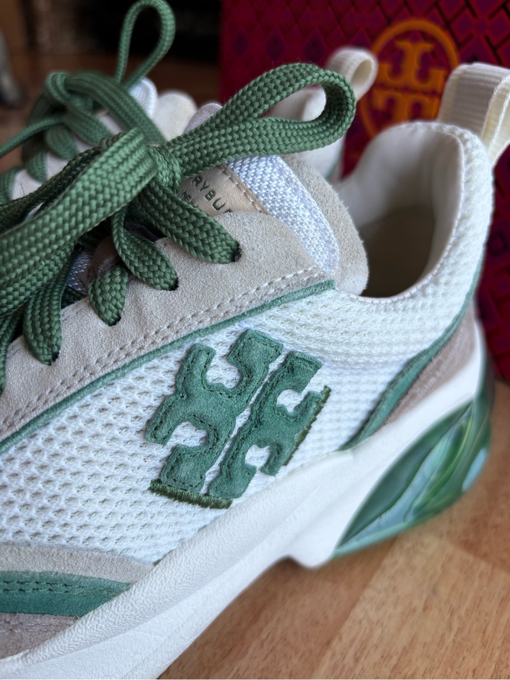 Tory Burch Green Good Luck Low-Top Sneakers - Picture 10 of 16